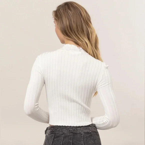 Mock Neck Ribbed Knit Crop Top - Picture 2 of 3